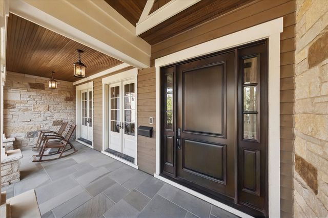 415 N ADAMS Street, Hinsdale, IL 60521