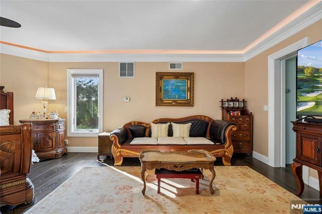 93 Jackson Drive, Cresskill, NJ 07626