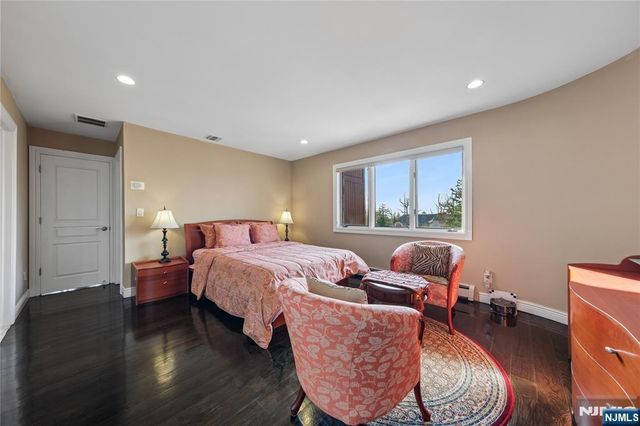 93 Jackson Drive, Cresskill, NJ 07626