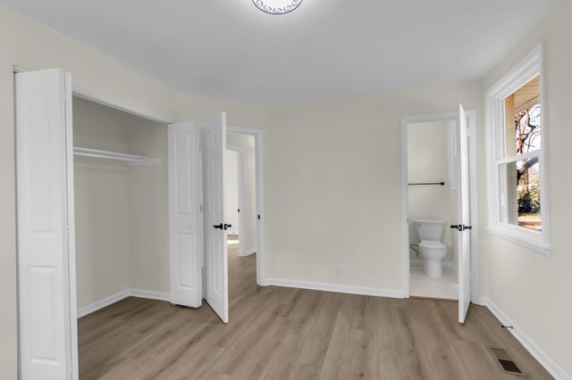 1507 Bartway Dr, Murfreesboro, TN 37130