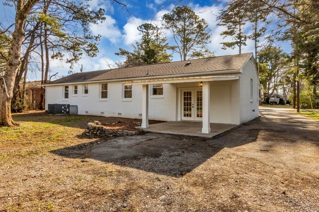 1507 Bartway Dr, Murfreesboro, TN 37130