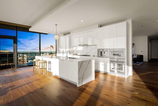 44 East Ave 4502, Austin, TX 78701