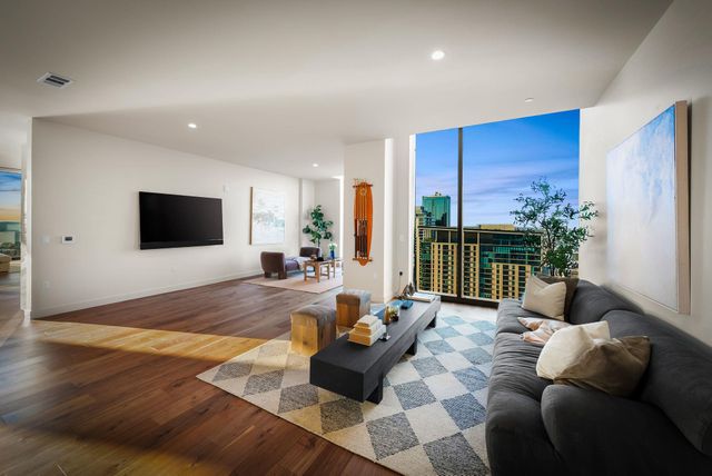 44 East Ave 4502, Austin, TX 78701