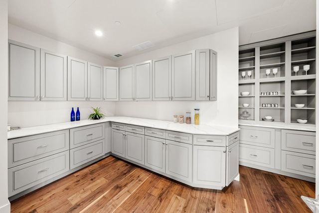 44 East Ave 4502, Austin, TX 78701