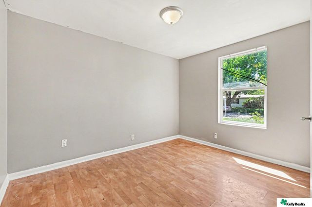 4440 Vernon Avenue, Omaha, NE 68111
