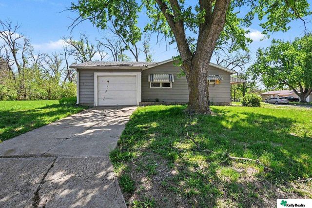 4440 Vernon Avenue, Omaha, NE 68111