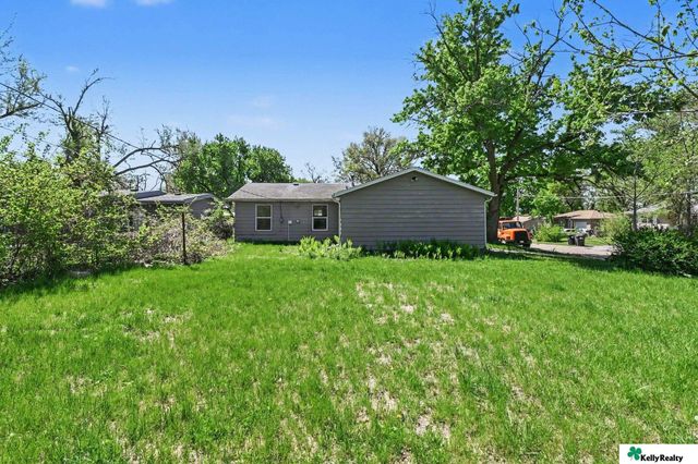 4440 Vernon Avenue, Omaha, NE 68111