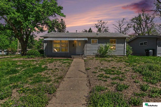 4440 Vernon Avenue, Omaha, NE 68111