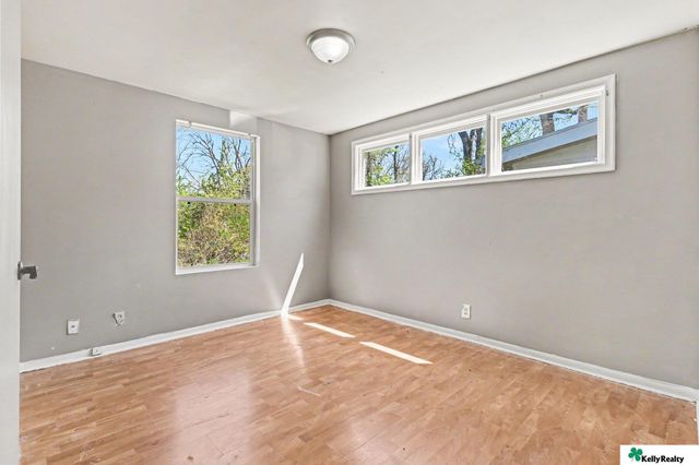 4440 Vernon Avenue, Omaha, NE 68111