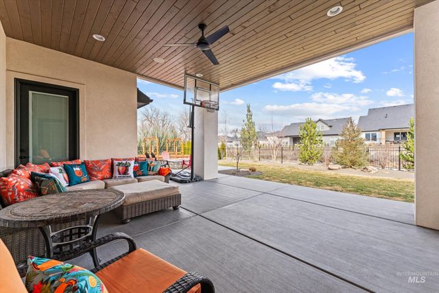 7040 W Founders St, Eagle, ID 83616