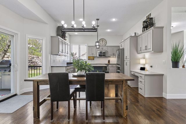 4287 Hawksbury Circle, Eagan, MN 55123