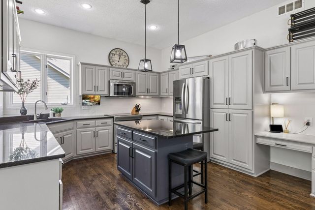 4287 Hawksbury Circle, Eagan, MN 55123