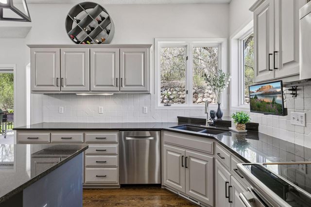 4287 Hawksbury Circle, Eagan, MN 55123