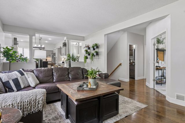 4287 Hawksbury Circle, Eagan, MN 55123