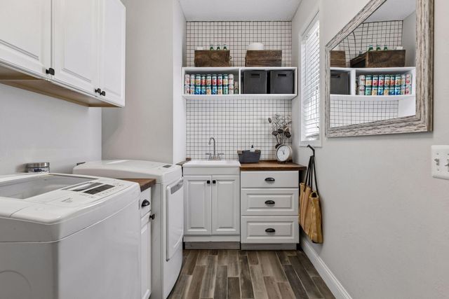 4287 Hawksbury Circle, Eagan, MN 55123