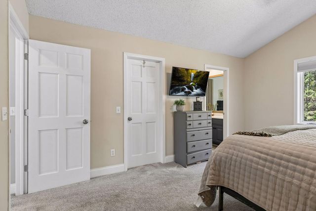 4287 Hawksbury Circle, Eagan, MN 55123