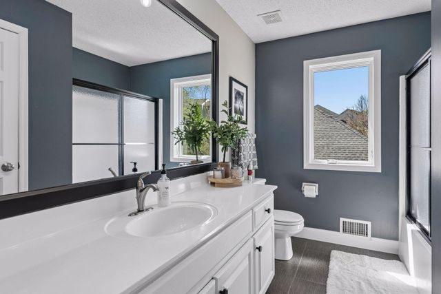 4287 Hawksbury Circle, Eagan, MN 55123