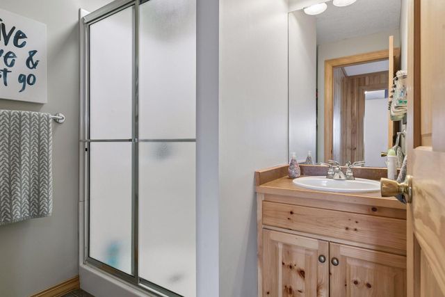 4287 Hawksbury Circle, Eagan, MN 55123