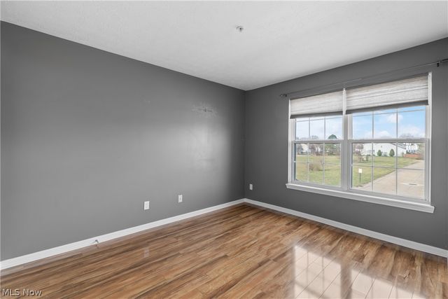 23003 Chandlers Lane 224, Olmsted Falls, OH 44138