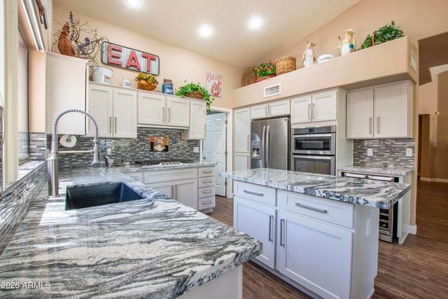 15318 W FAIRMOUNT Avenue, Goodyear, AZ 85395
