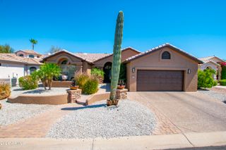 15318 W FAIRMOUNT Avenue, Goodyear, AZ 85395
