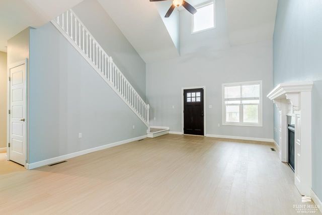 2942 Marlatt Avenue, Manhattan, KS 66502