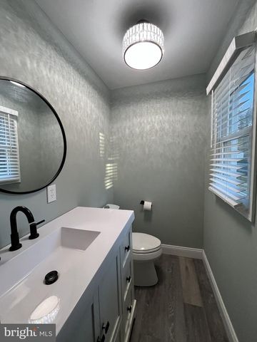 159 REVOLUTIONARY DR, Little Egg Harbor Twp, NJ 08087