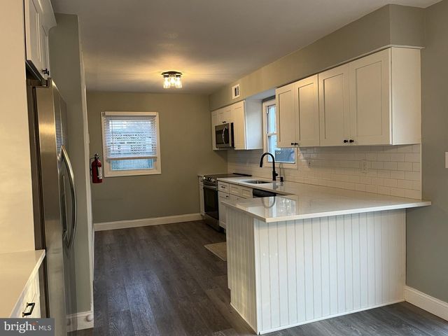 159 REVOLUTIONARY DR, Little Egg Harbor Twp, NJ 08087