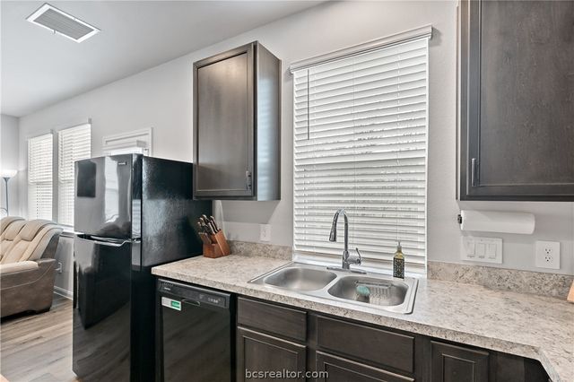 1403 Promise Court, Bryan, TX 77803