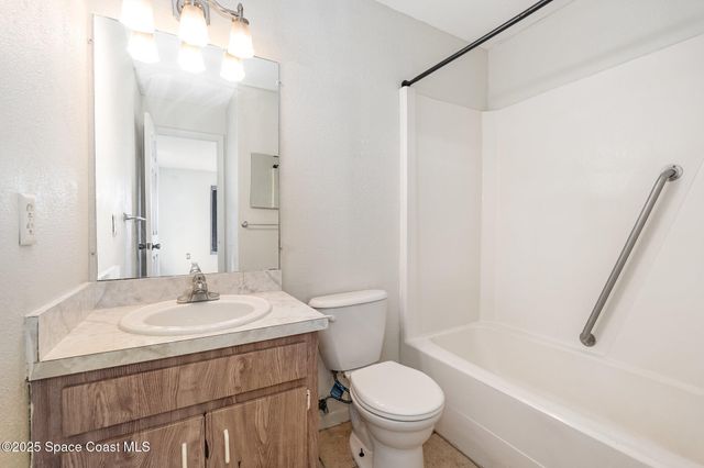 228 San Paulo Circle 1-228, West Melbourne, FL 32904