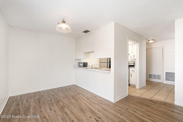 228 San Paulo Circle 1-228, West Melbourne, FL 32904