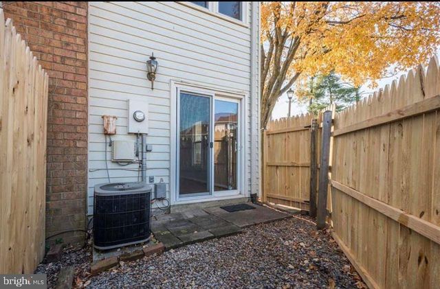 13817 CABERNET CT, Chantilly, VA 20151