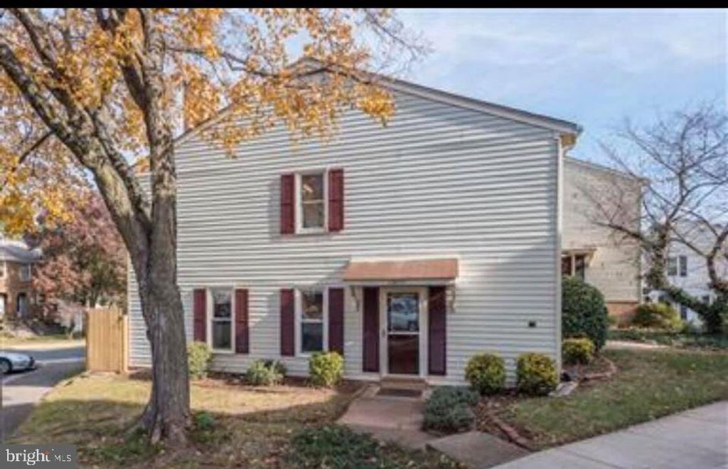 13817 CABERNET CT, Chantilly, VA 20151