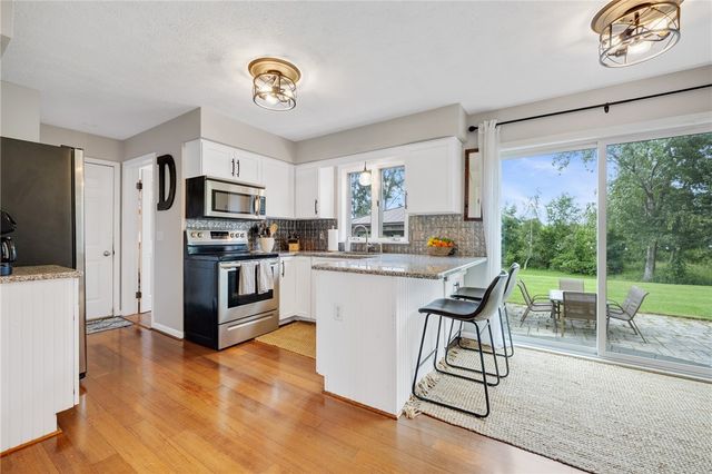 1454 Chigwell Lane North, Webster, NY 14580