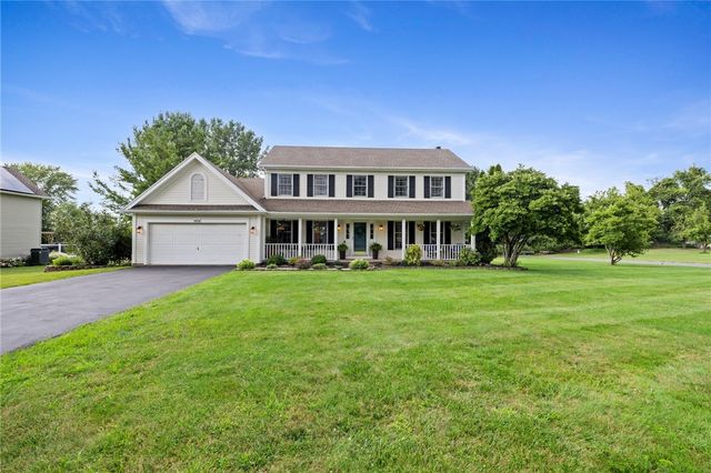 1454 Chigwell Lane North, Webster, NY 14580