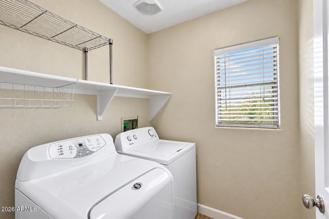 2329 W Barwick Dr Drive, Phoenix, AZ 85085