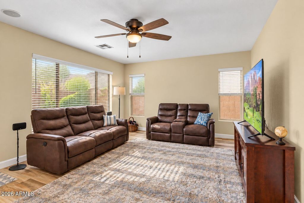 2329 W Barwick Dr Drive, Phoenix, AZ 85085 — photo 3