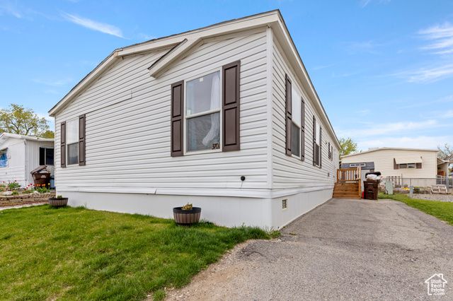 370 GALAHAD ST, North Salt Lake, UT 84054