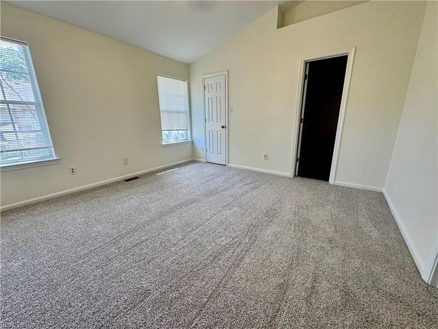 145 Corwin CIR, Hampton, VA 23666