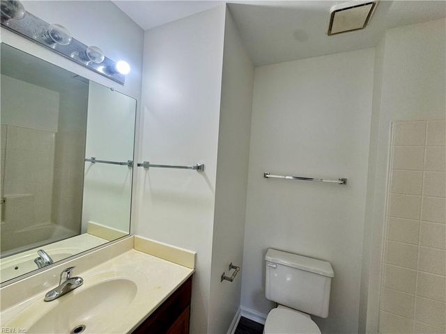 145 Corwin CIR, Hampton, VA 23666