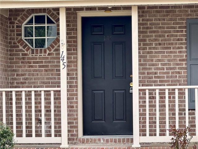 145 Corwin CIR, Hampton, VA 23666