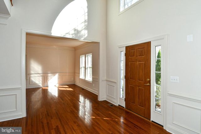 8368 HICKORY HOLLOW CT, Manassas, VA 20112