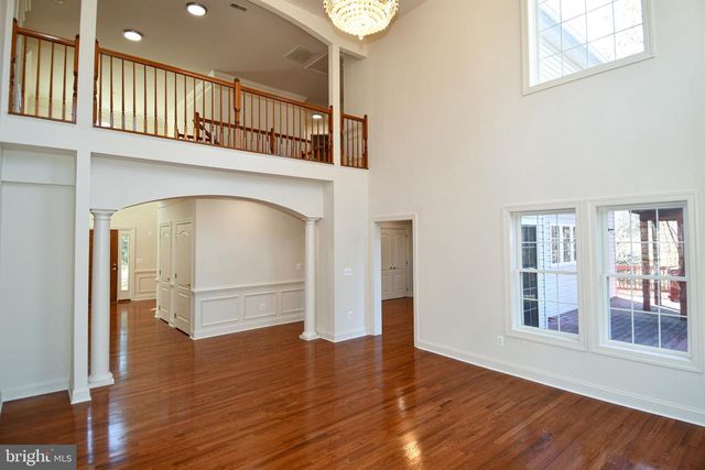8368 HICKORY HOLLOW CT, Manassas, VA 20112