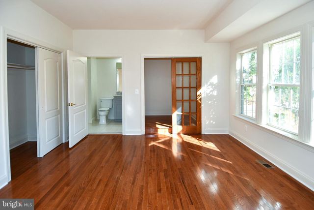 8368 HICKORY HOLLOW CT, Manassas, VA 20112