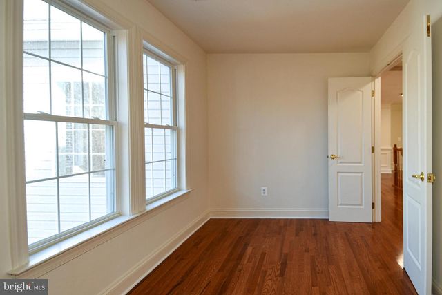 8368 HICKORY HOLLOW CT, Manassas, VA 20112