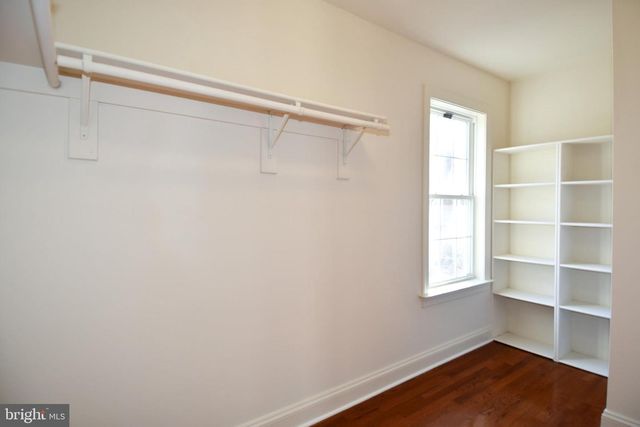 8368 HICKORY HOLLOW CT, Manassas, VA 20112