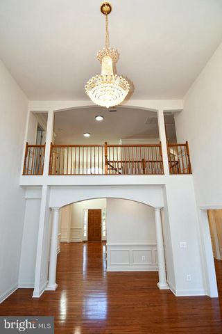 8368 HICKORY HOLLOW CT, Manassas, VA 20112