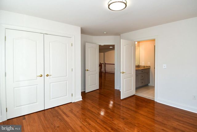 8368 HICKORY HOLLOW CT, Manassas, VA 20112