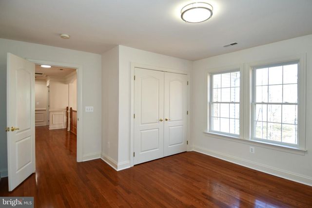 8368 HICKORY HOLLOW CT, Manassas, VA 20112