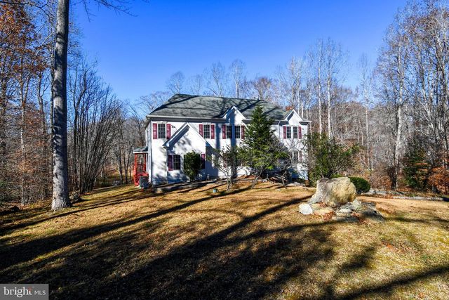 8368 HICKORY HOLLOW CT, Manassas, VA 20112